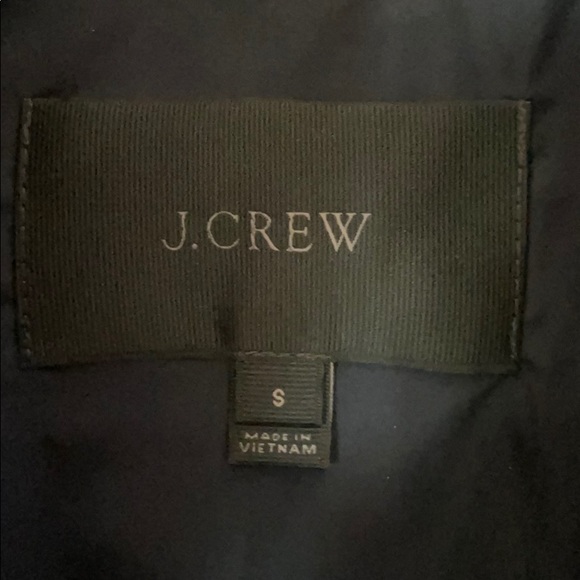 Vest - Picture 2 of 3